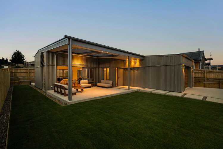 11 Ernie's Way Wanaka_1