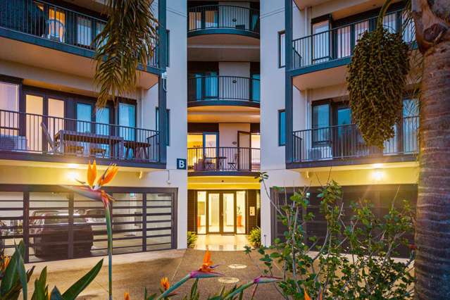 B104/525 East Coast Road Browns Bay_2