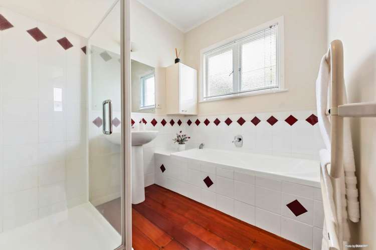 1/51 Aramoana Avenue Devonport_8