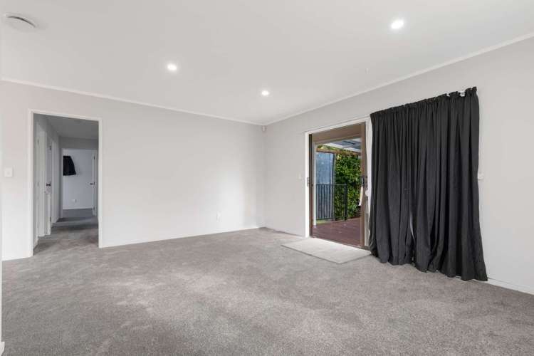 2/17 Mcdougall Street Manurewa East_6