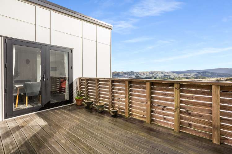 36 Red Beech Avenue Woodridge_19