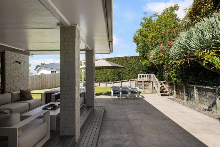 14 Hamish Place Sunnyhills_27