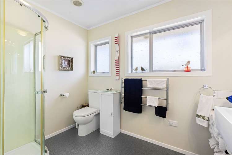 4 Hatton Road Orewa_7