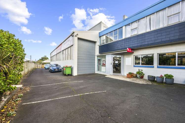 22B Willcott Street Mt Albert_6