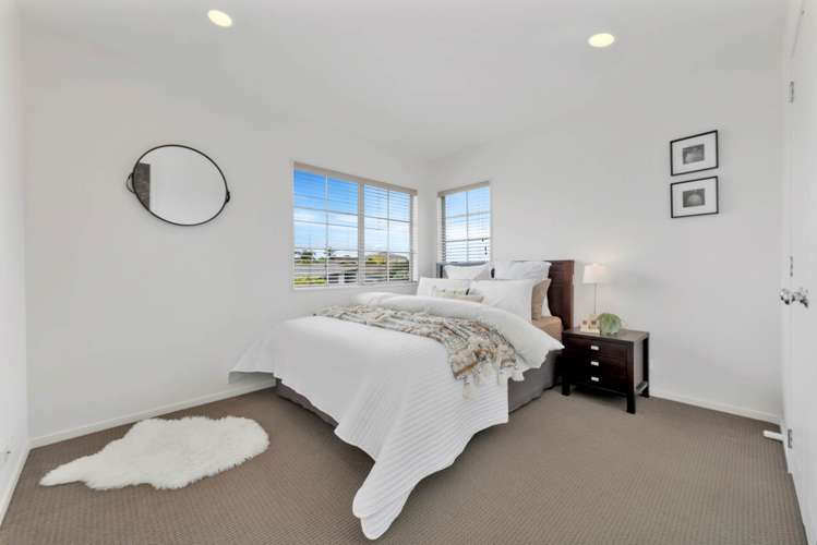 17 Pine Harbour Parade Beachlands_26