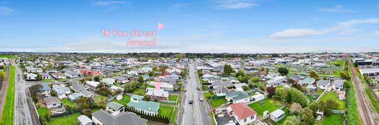 16 Fox Street Avenal_27