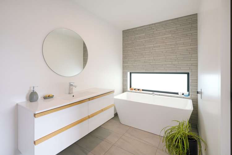 14 Craig Thompson Drive Lincoln_11