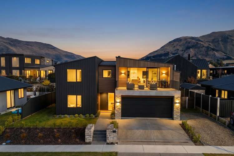 54 Avalon Station Drive_0