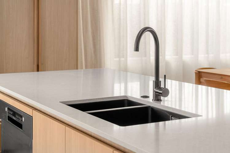 31 Kauri Point Drive Rototuna North_4