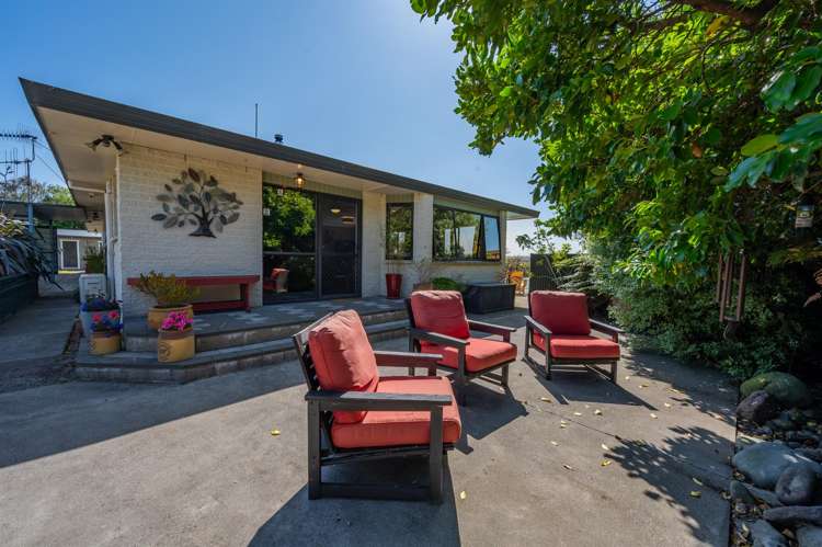 13 The Loop Meeanee_15