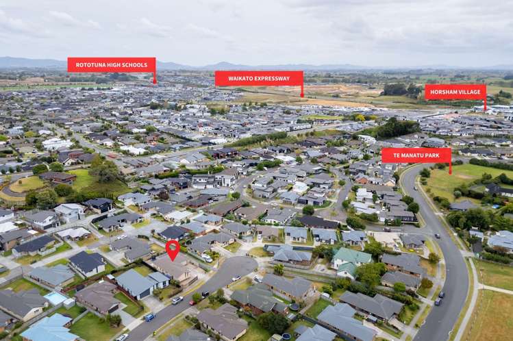 13 Landmark Court Huntington_19