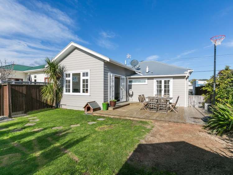 57 Devonshire Road Miramar_13