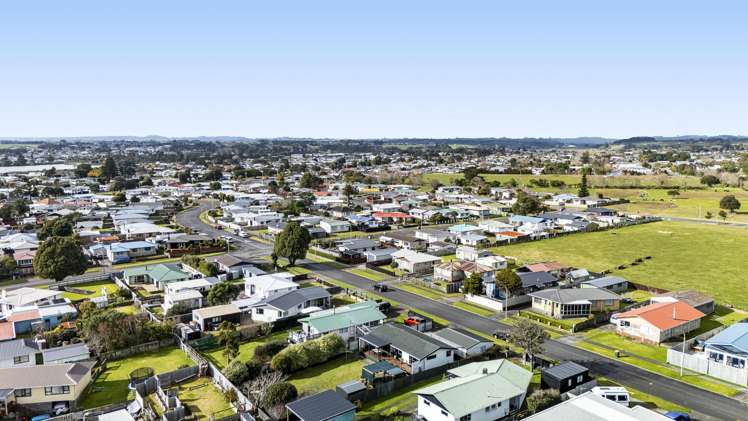 38 Hume Street Waitara_24