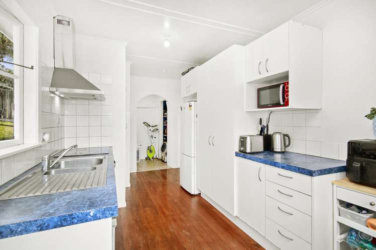 47 Bedford Street Cannons Creek_8