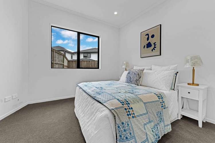 32 Tannaghmore Drive Flat Bush_14