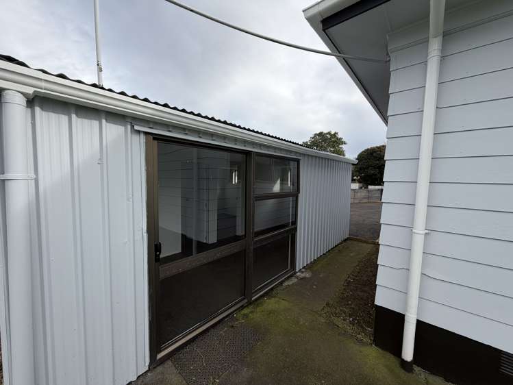 12 Desmond Place Otara_5