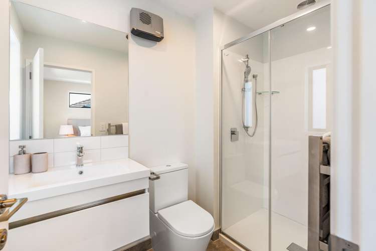 4 Manaakitia Road Paerata_33