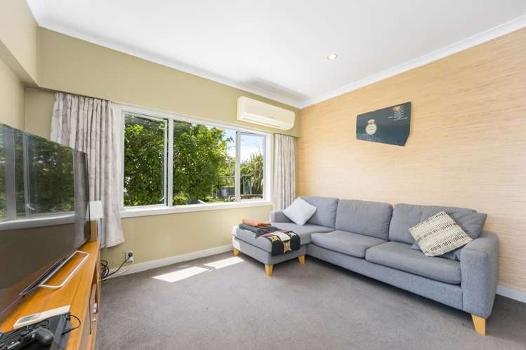 35 Pohutukawa Avenue Red Beach_20