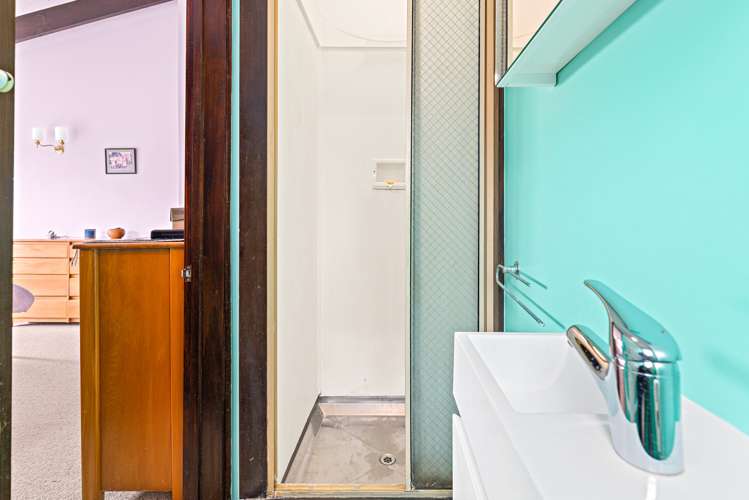 20 Surville Place Mairangi Bay_13