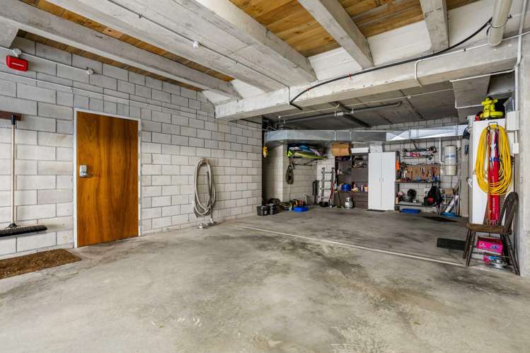 2/111 Hunt Road Whangamata_17