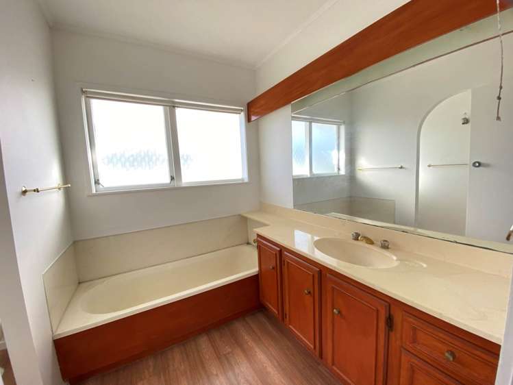 10 Mcmillan Place Mellons Bay_5