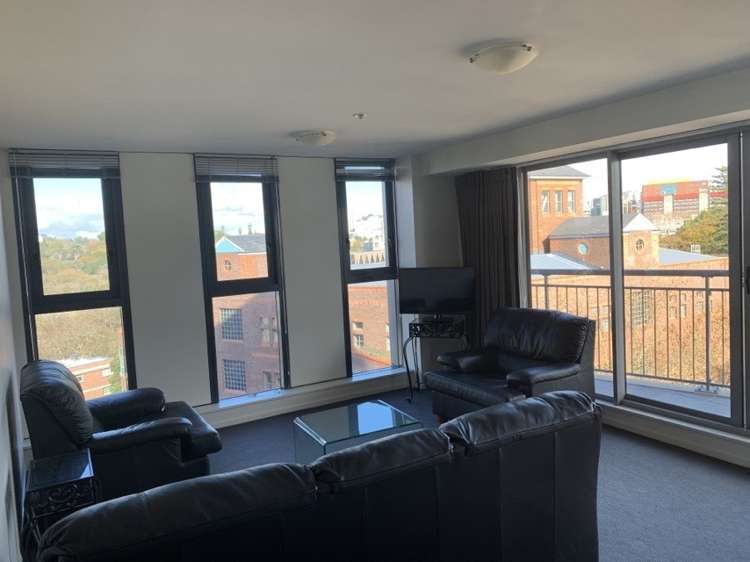 1001/1 Parliament Street 10015_2