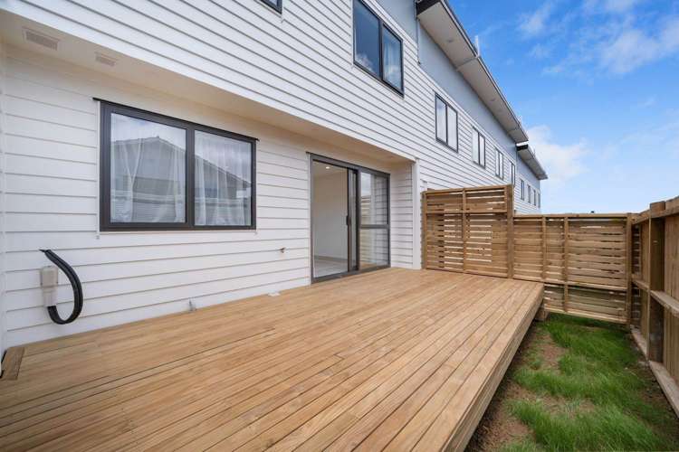 Unit B/6 Waitaki Street Henderson_5