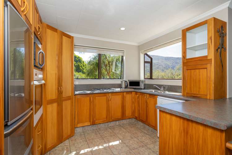 1710 Queen Charlotte Drive Anakiwa and Surrounds_5