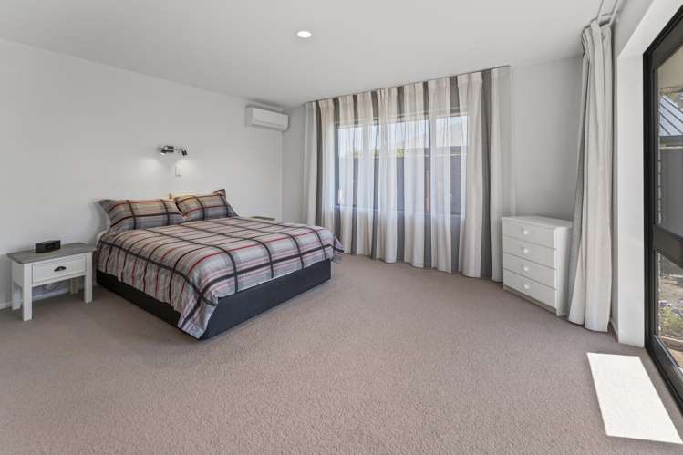 6 Heritage Crescent Richmond_14