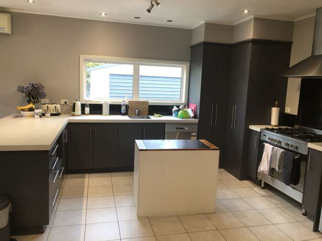 12 Saunders Road Allenton_1