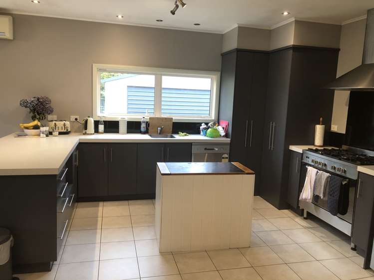 12 Saunders Road Allenton_1