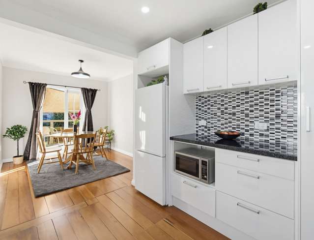 32 Botanical Road Takaro_3