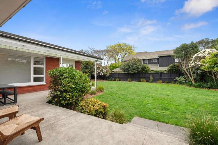 12 Brackendale Place Burnside_13