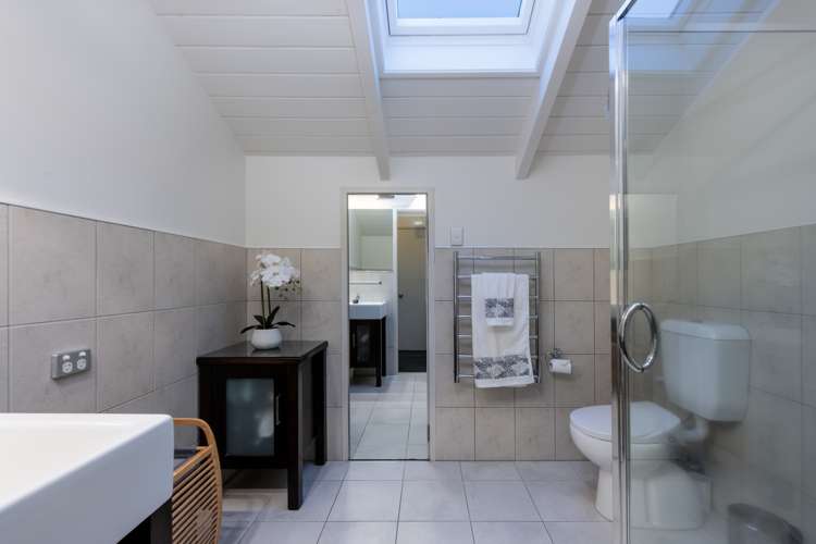 10 Kowhai Road Campbells Bay_24