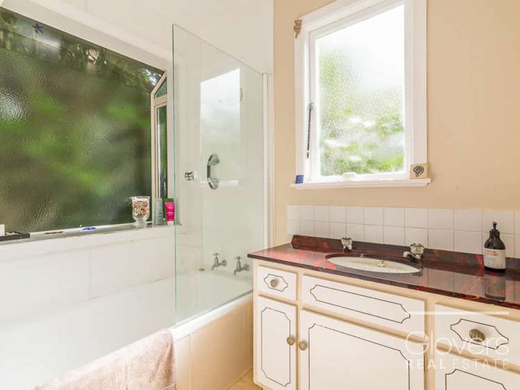 137 Laingholm Drive Laingholm_10