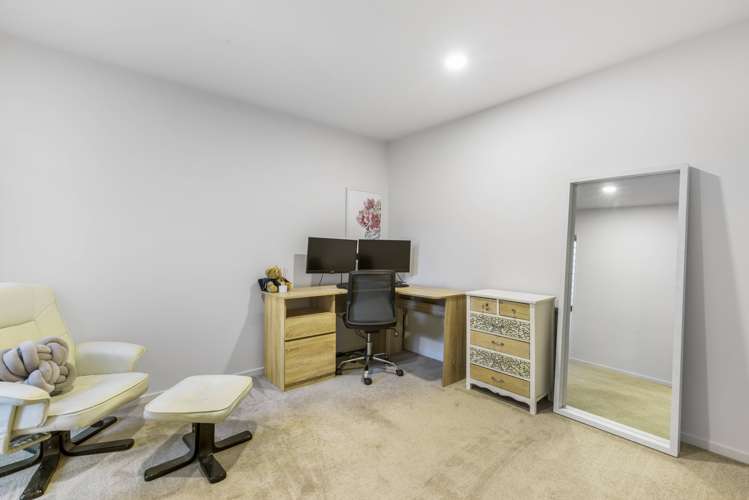 12 Arran Point Parade Orewa_18