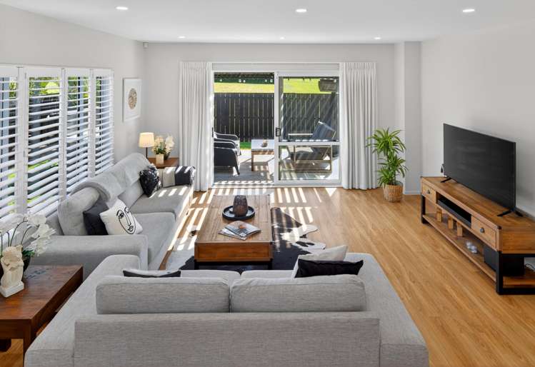 8C Jern Place Eastern Beach_14