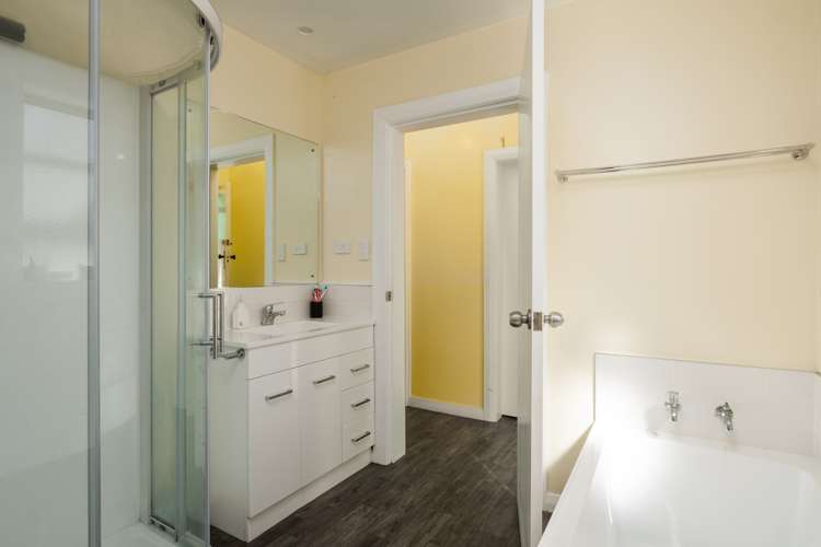 13 Lewis Street Kaiti_7