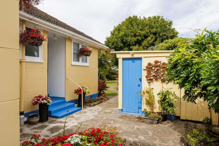 43 Exeter Crescent Takaro_14