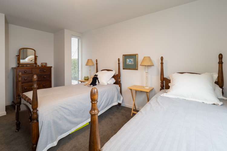 87 Racecourse Road Allenton_23