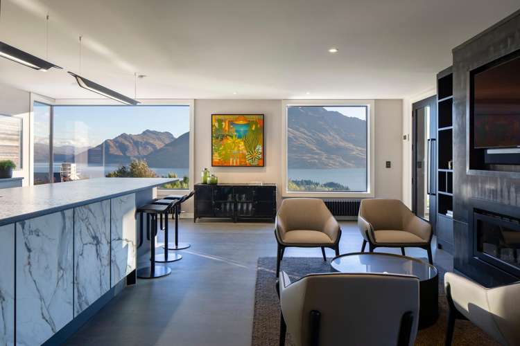 38 Edinburgh Drive Queenstown Hill_7