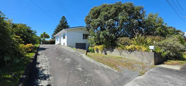 44 Manuka Street, Otaki Beach