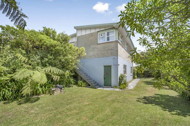 140 Dowse Drive Maungaraki_16