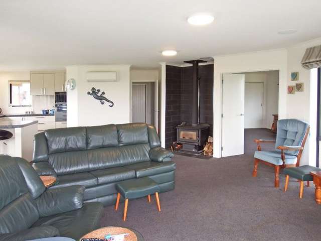 18 Majestic Chn Seaward Bush_4