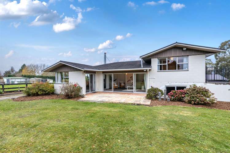 339 Dixons Road_2