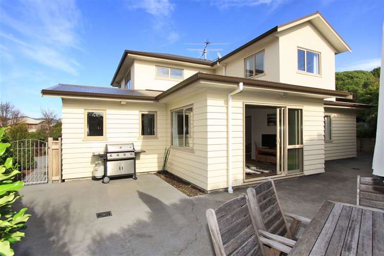 42 Te Puia Drive Aotea_20