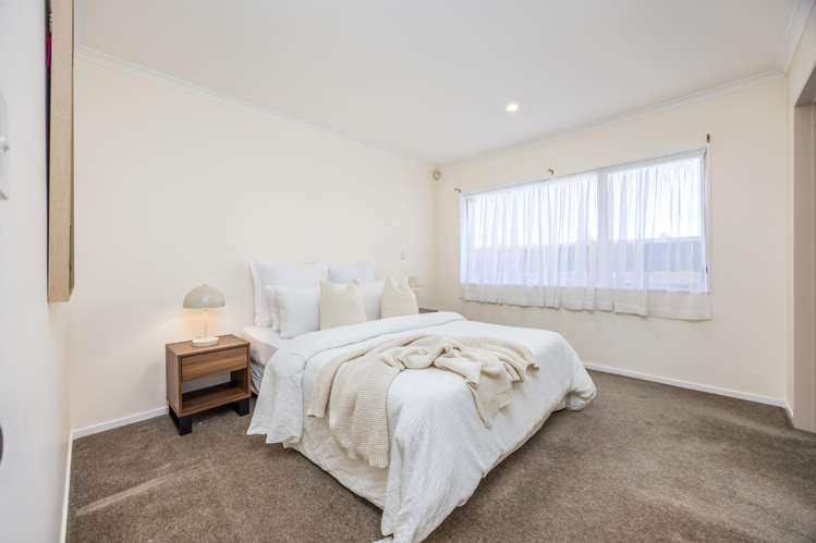 7B Barberry Lane Te Atatu Peninsula_18