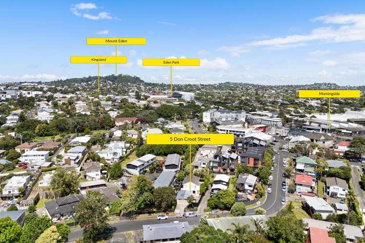 5 Don Croot Street Western Springs_39