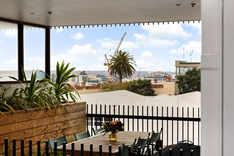 406/13 Dundonald Street Eden Terrace_10