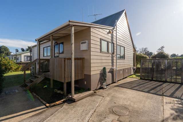 74b Kahikatea Drive Melville_2